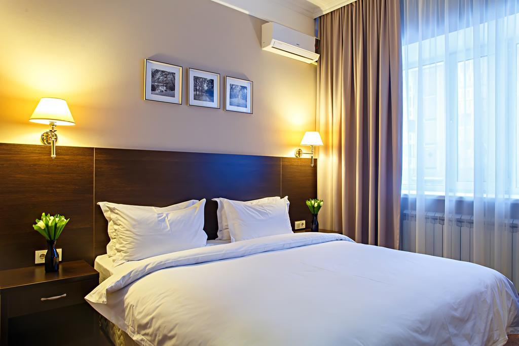 Red Village Hotel Astana Exterior photo
