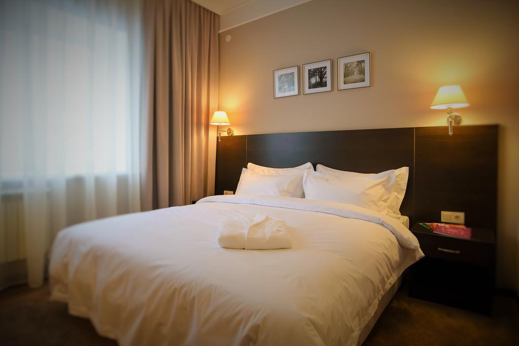 Red Village Hotel Astana Room photo